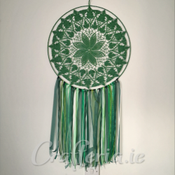 Green crochet dreamcatcher